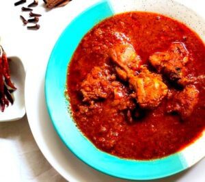 Chicken Vindaloo - A spicy flavourful Goan gravy usually had with rice or poee